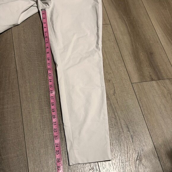 Lafayette 148 New York Murray Crop Slim Leg Pull-On Stone Color Pants Size Large - Picture 8 of 11